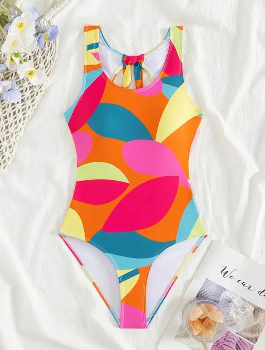 Продам новый купальник