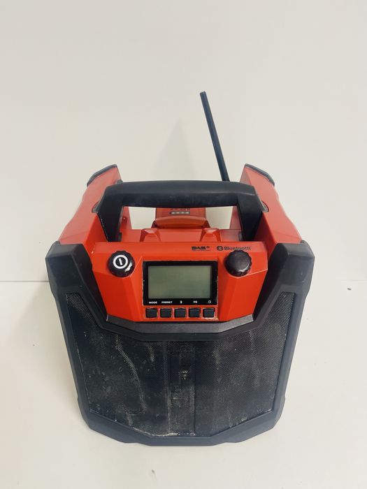 Hilti radio santier boxa acumulatori incarcator