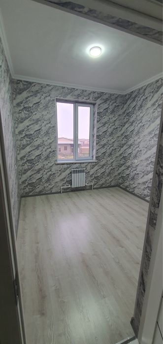 Dom 3 xonalik 1-etajdan sotiladi