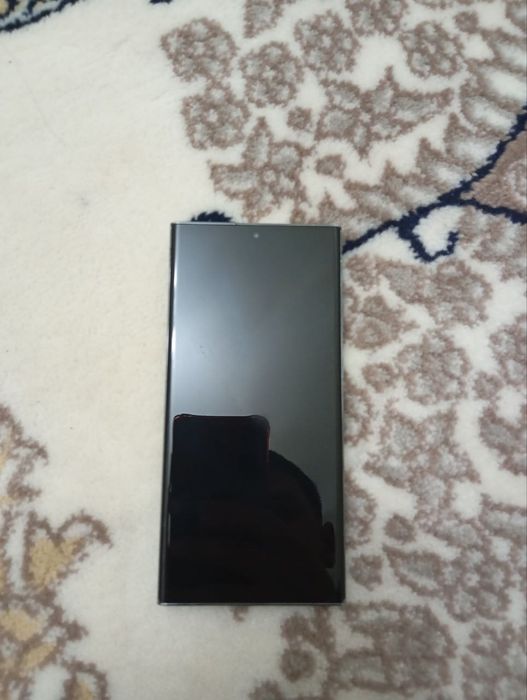 Samsung S23 ultra kafolati bilan.