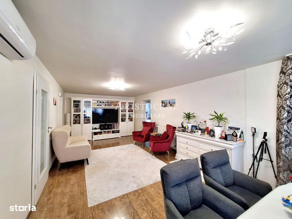 Vilă individuala proximitate lac