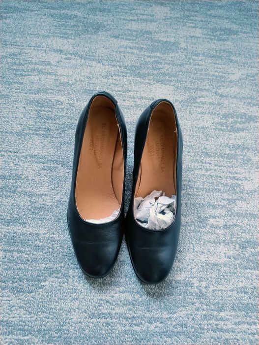 Pantofi de piele naturală