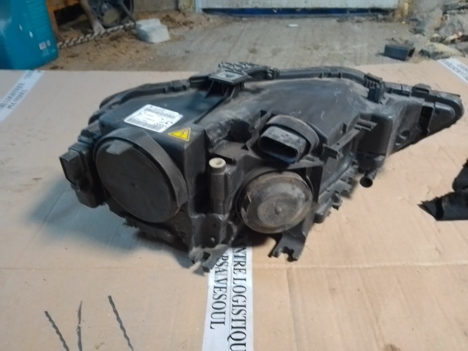 Фар за Ауди А4b8,5