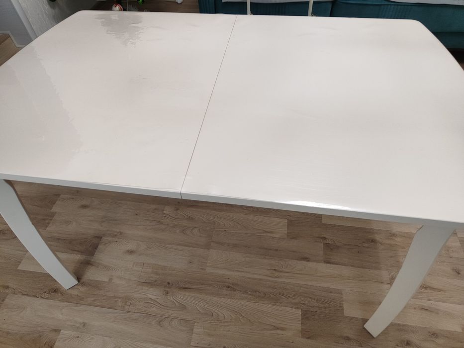 Продам стол кухонный