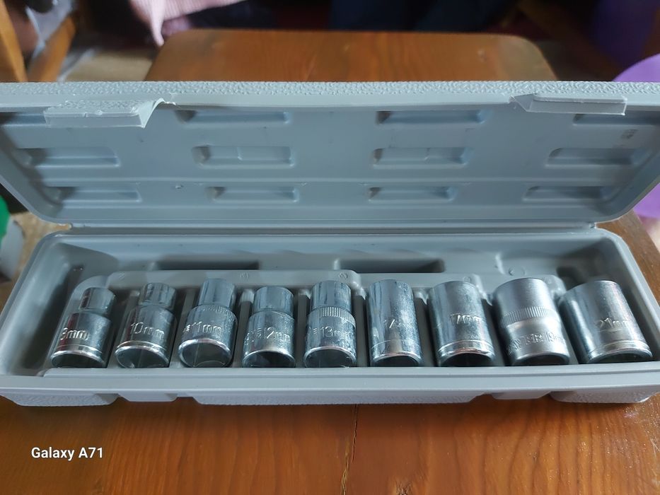 Продам набор головок