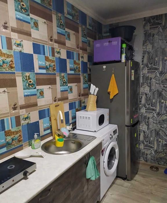 Продам комнату в общежитии с ремонтом. 2 этаж