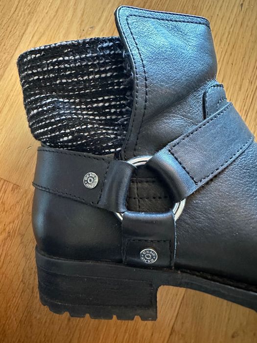 Cizme negre din piele DKNY