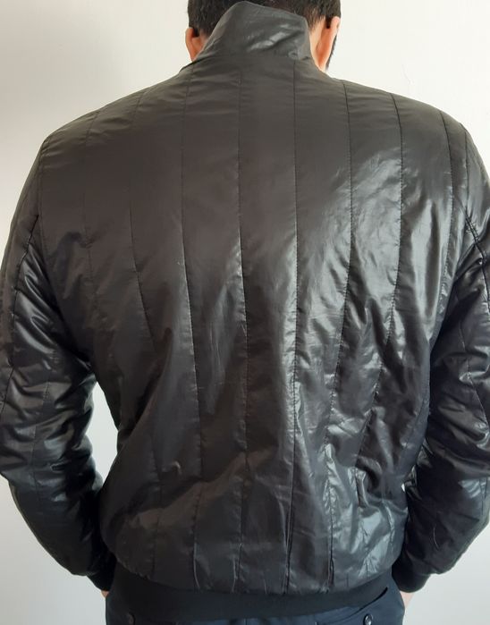 Продам мужскую куртку