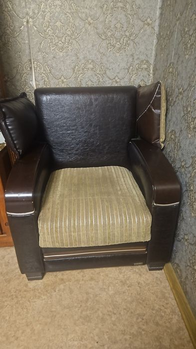 Диван для гостиной