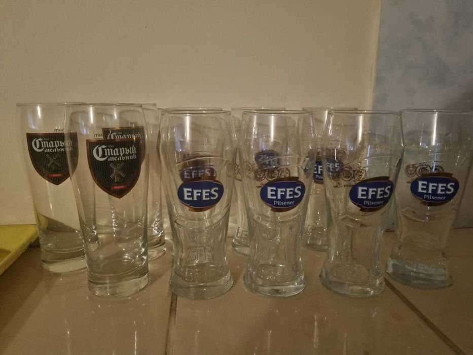 Стеклянные стаканы