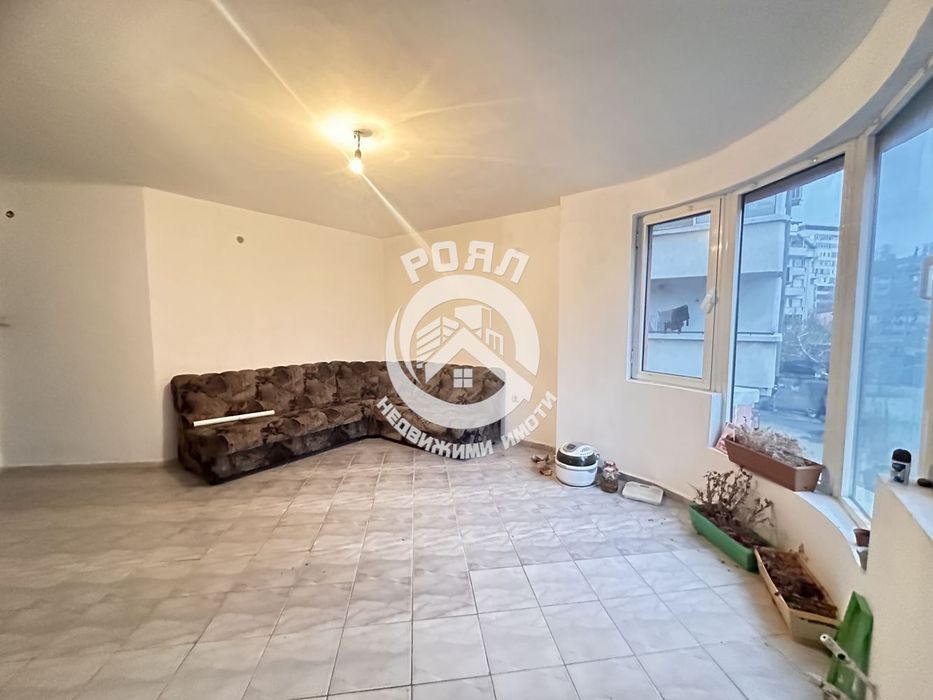 Продава се Тристаен апартамент в Пловдив, Мараша - 103 кв.м за 2719 €/кв.м - Снимка #2