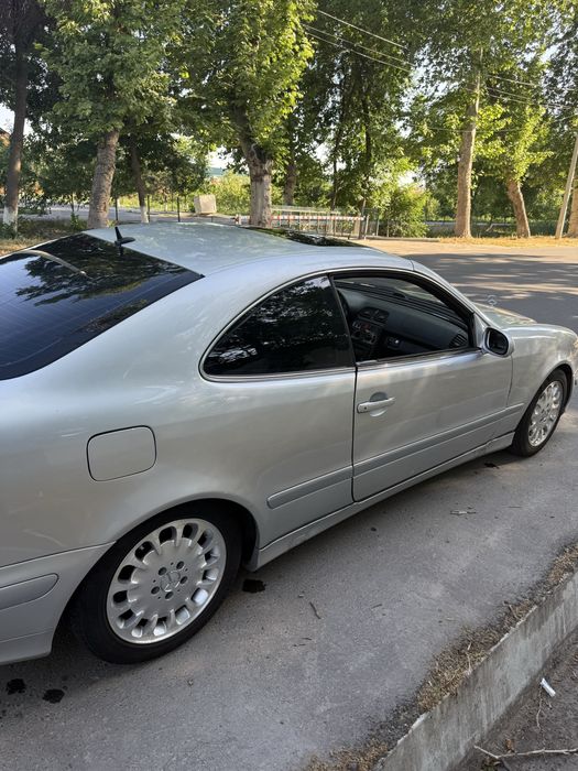 Mercedes-Benz CLK 240 2001 — 5
