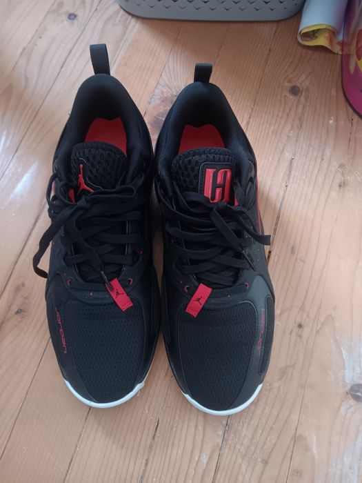 Маратонки Nike Jordan heir series