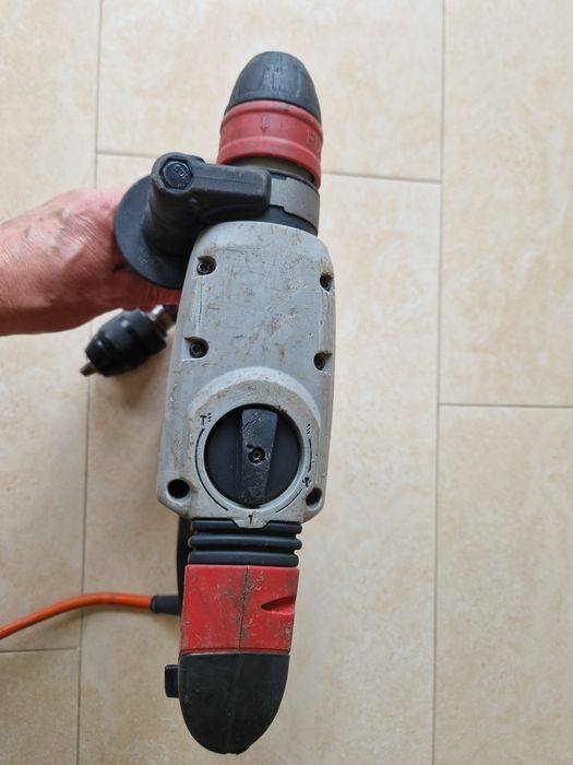 Milwaukee PLH 28 XE - rotopercutor
