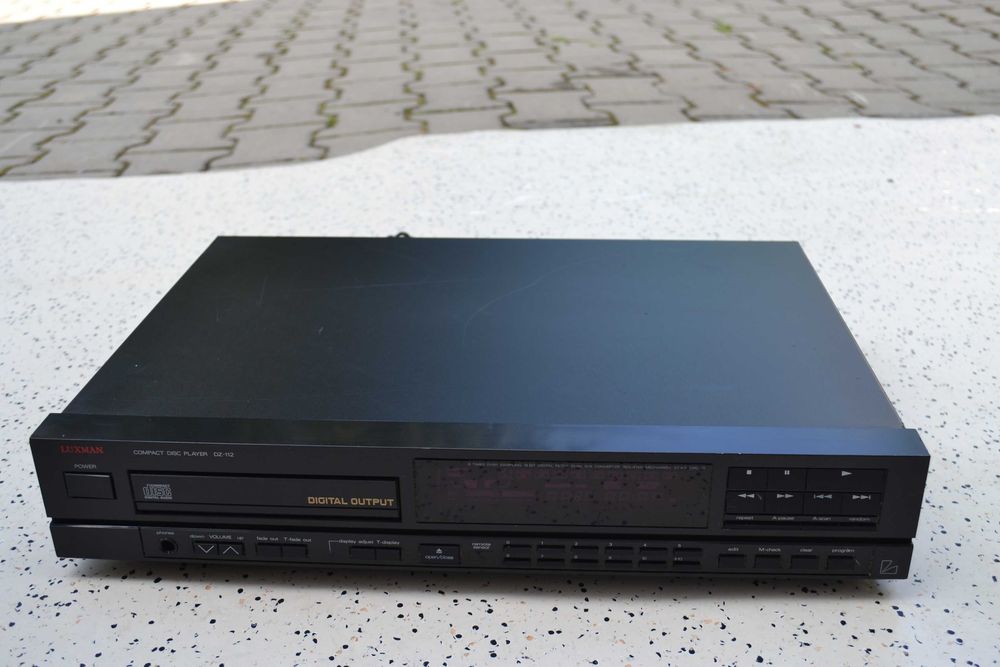 CD player Luxman DZ 112