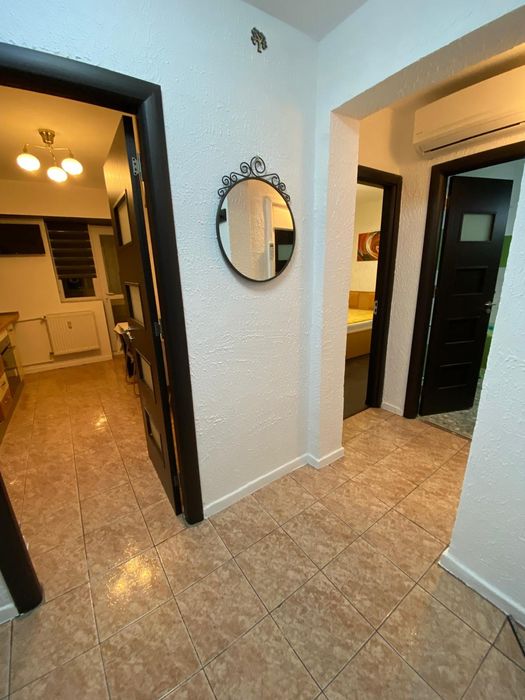 Regim.hotelier Inchiriez 2 camere dec.Mall Calea Bucuresti et 1