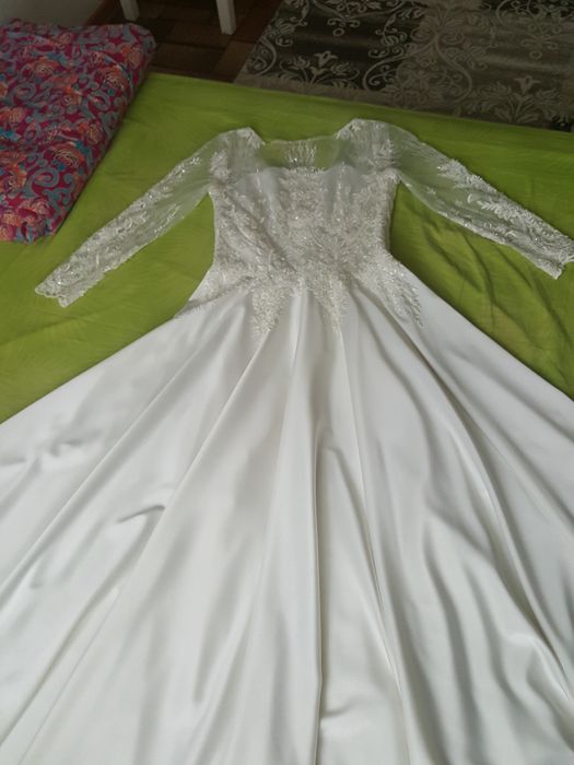 Продам свадебное платье