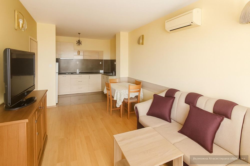 Дава се под наем Тристаен апартамент в Пловдив, Кючук Париж - 103 кв.м за 458.49 € - Снимка #1