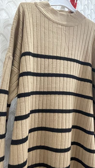 Киімдер сатылады