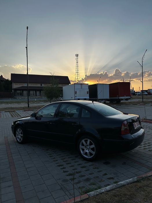 VOLKSWAGEN Passat 2005 — imagine 3