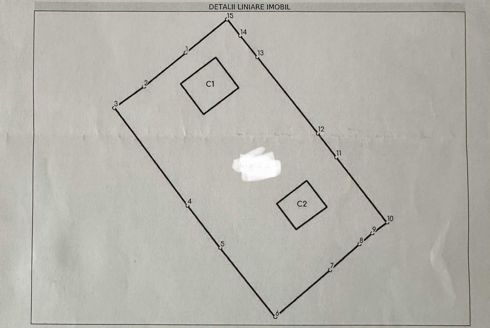 Vand teren + cladiri in centrul localitatii Albesti