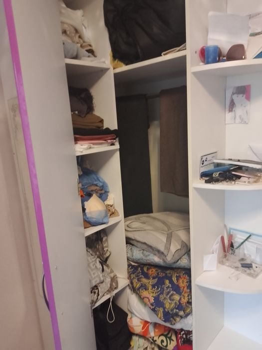 Продам угловой шкаф 40000