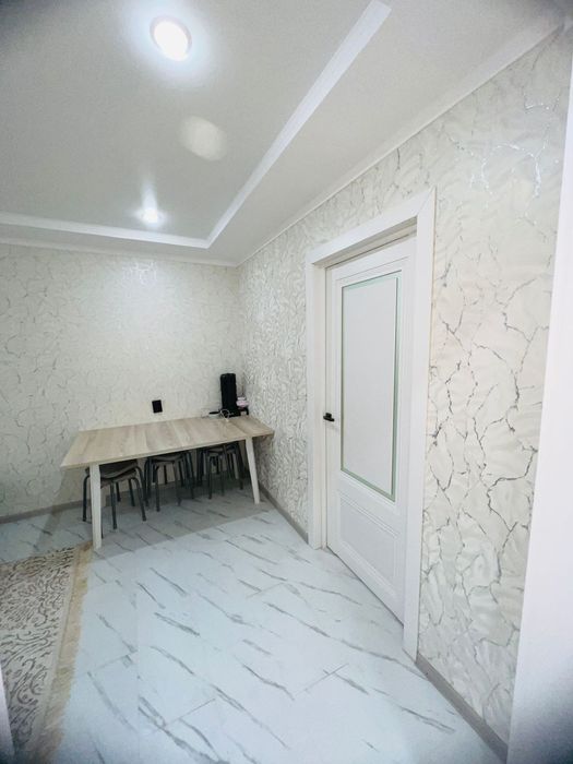 Продам 2 ком кв евроремонт в районе Детсада