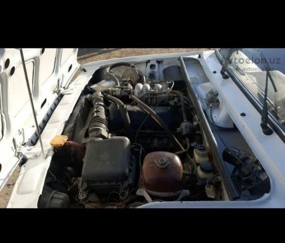 Vaz 2107  sotiladi xolat zor