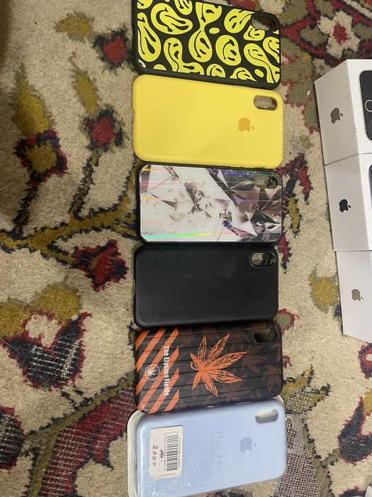 Продам чехлы на iPhone X(S)