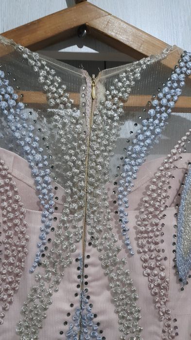 Вечерний платье  нарядные.