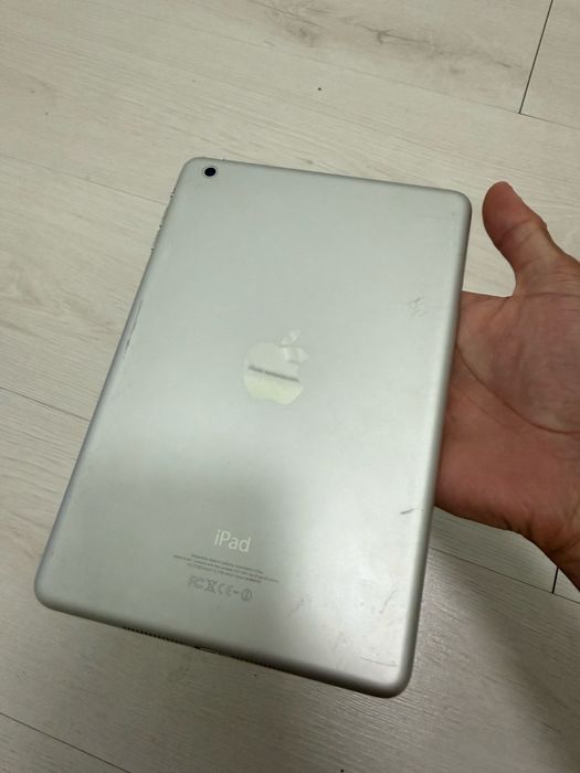 Продам ipad срочно