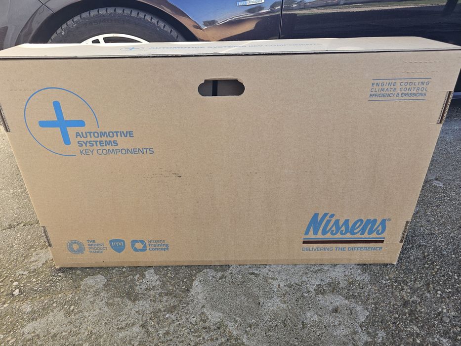 Radiator apa  Audi A4 , A5 , 2010-2015 , cutie automată , piesa NOUA