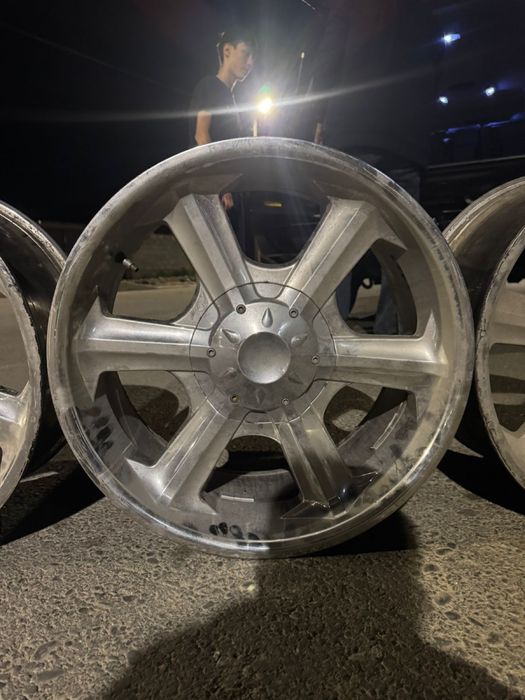 Титанка продам буу