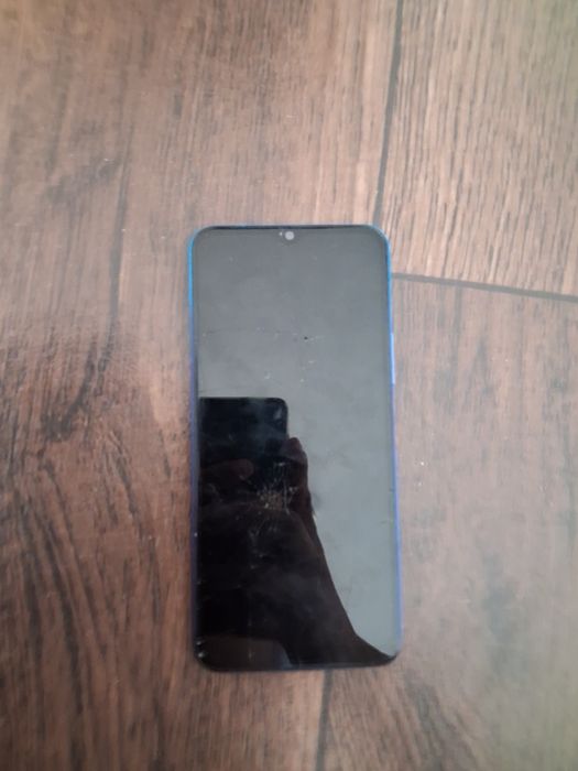 Продам телефон Vivo