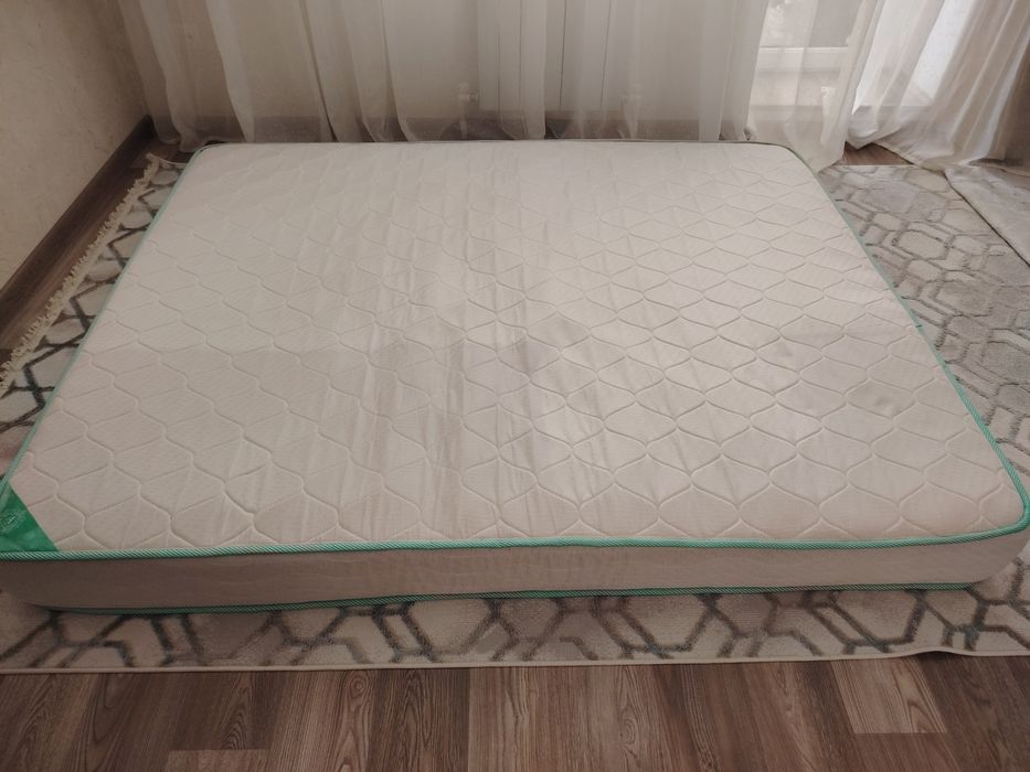 Матрас 1600 на 2000