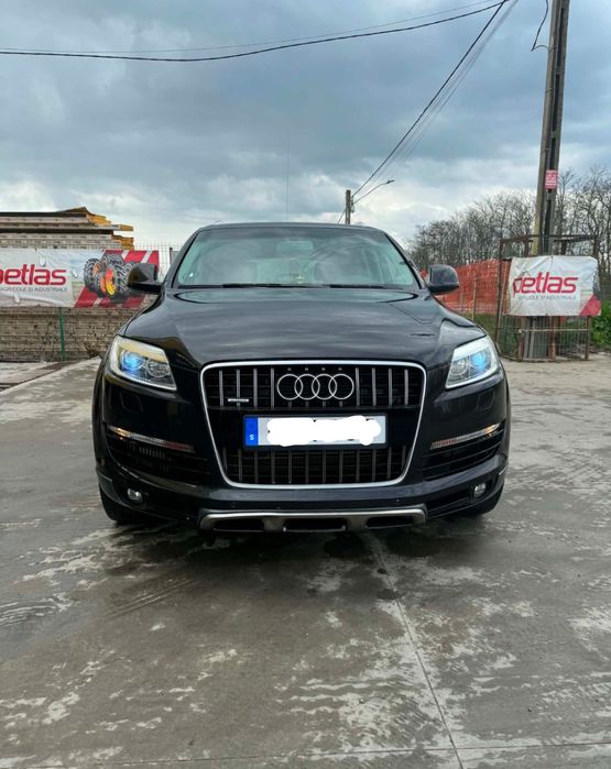 Vând Audi Q 7!!!