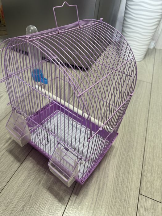 Продам клетку в отличном состоянни