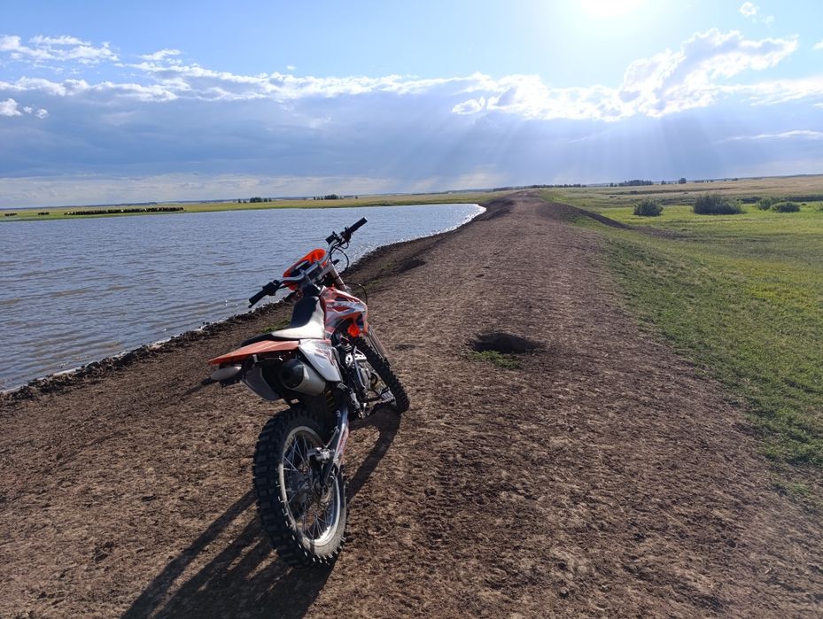 Продам 2 мота эндуро