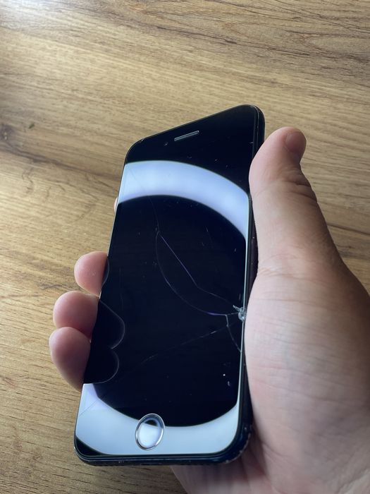 Айфон ( iphone ) se 2020