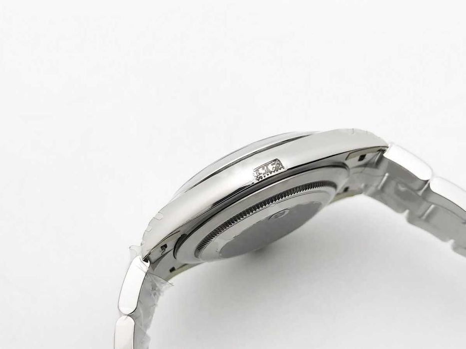 Rolex Datejust 41mm Smooth Bezel Grey Roman Dial Oyster – 41мм, автоматичен, сива циферблат, реални снимки