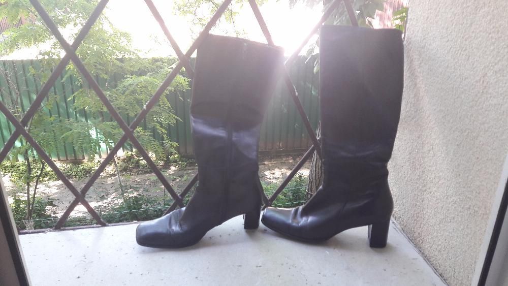 Cizme de dama din Italia