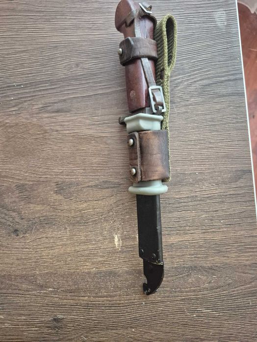 Baioneta AKM de vânzare!