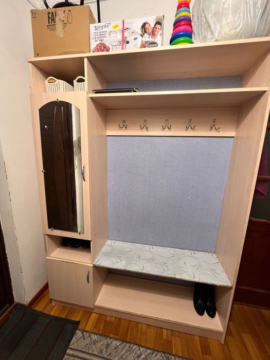 Шкаф прихожей продам