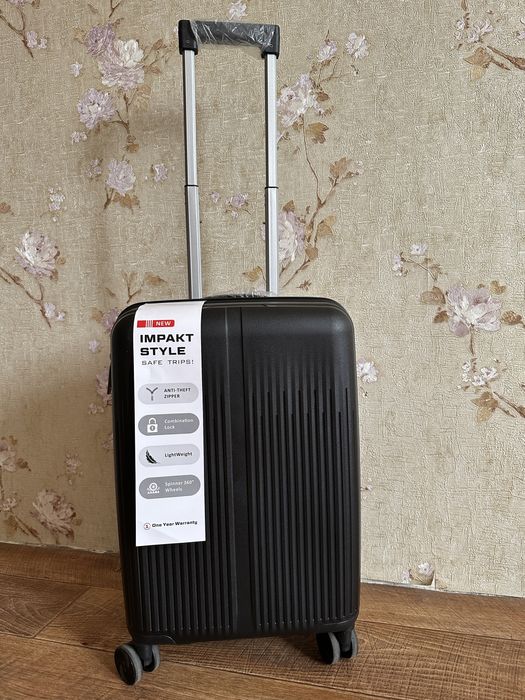 Новый чемодан Impakt Style — компактный и лёгкий