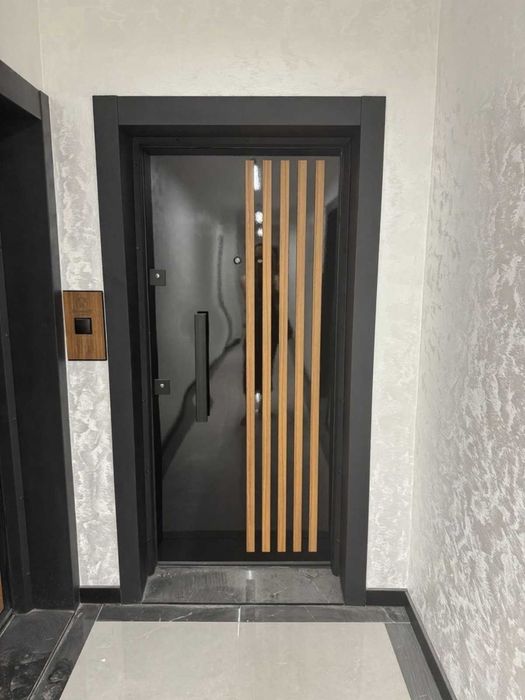 Продава се Тристаен апартамент в Пловдив, Беломорски - 121 кв.м за 1405 €/кв.м - Снимка #2