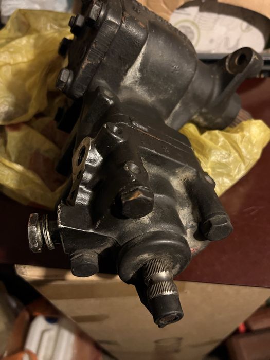 Рулевой редуктор БМВ е38