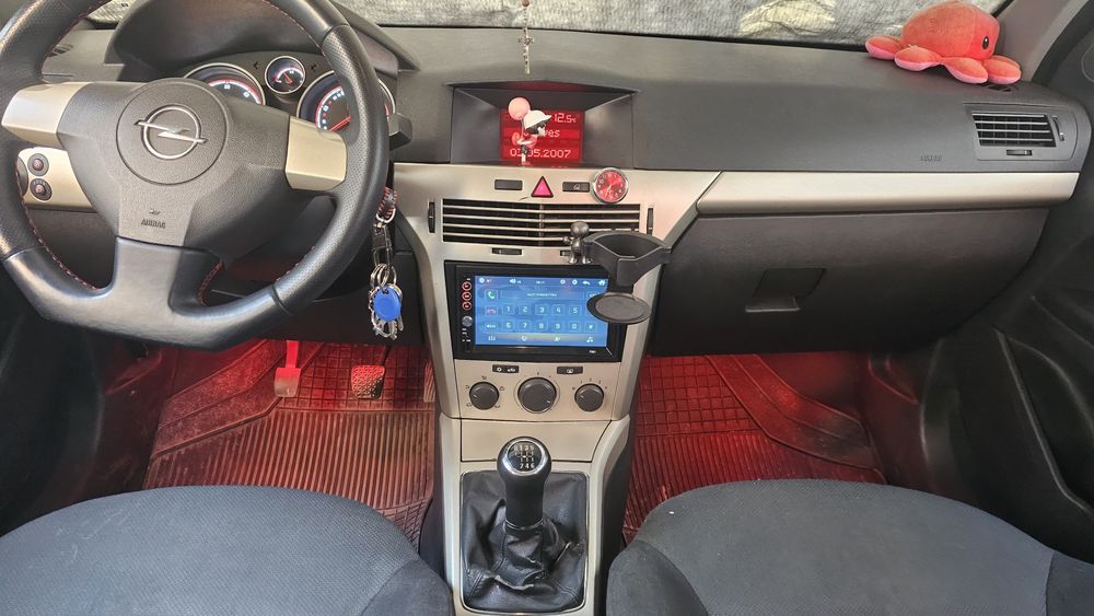 Vând Opel Astra H 1.3cdti