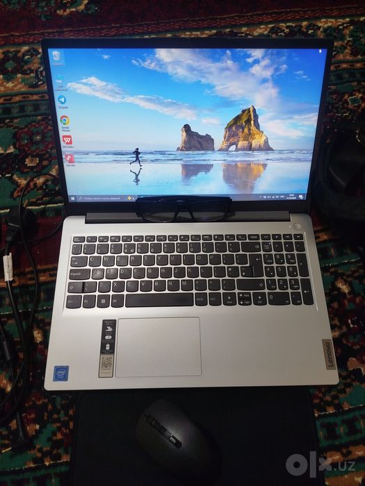 Lenovo brendli noutbook sotiladi