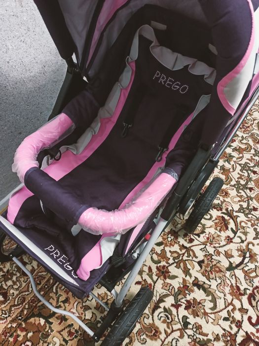 Детский коляска и велосипед