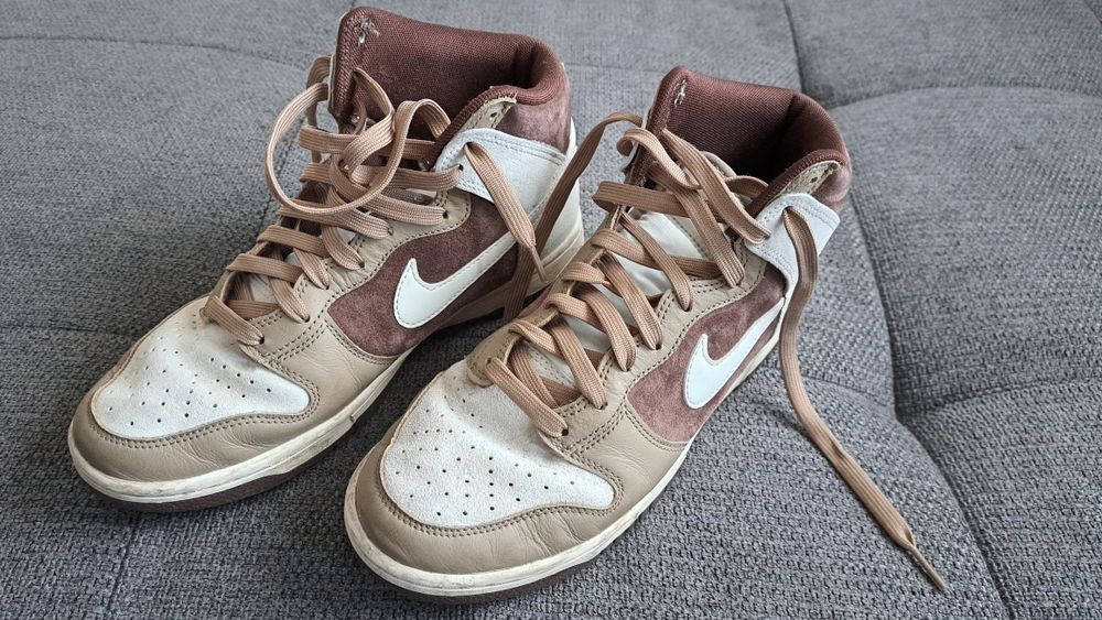 Ghete Nike Dunk light brown